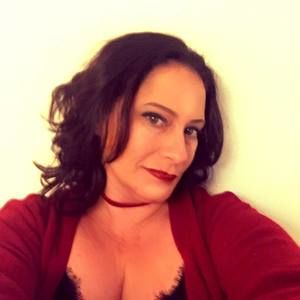 Meet your Posher, Lola